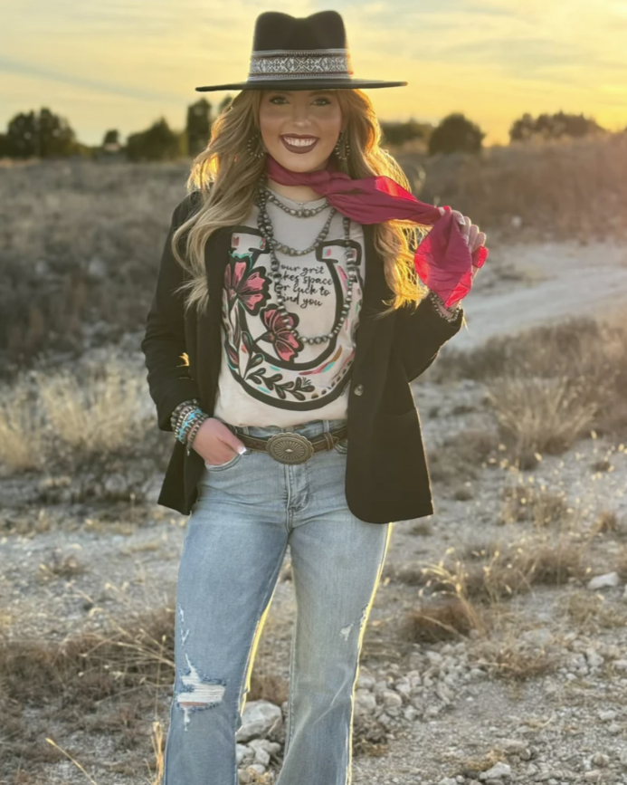 Grit and Luck Horseshoe Tee Size: Small - 2XL