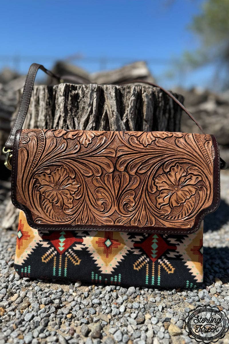 Horseshoe Bay Crossbody Leather bag