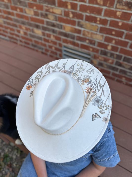 Floral Print Hat: Ivory