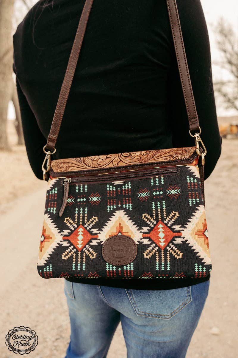 Horseshoe Bay Crossbody Leather bag