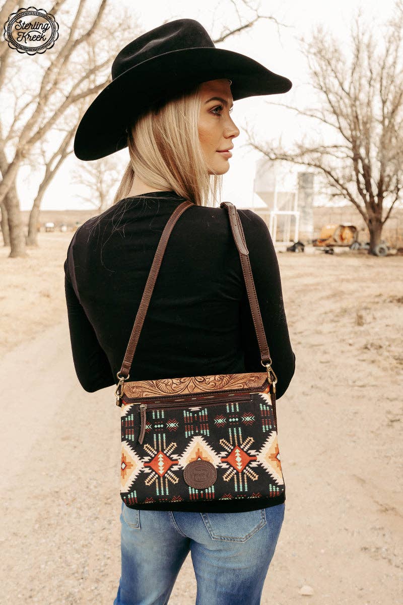 Horseshoe Bay Crossbody Leather bag